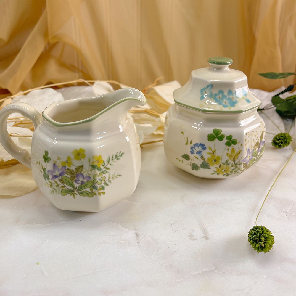 Mikasa Continentalโ Ivory Greenery porcelain Sugar and Creamer Set
